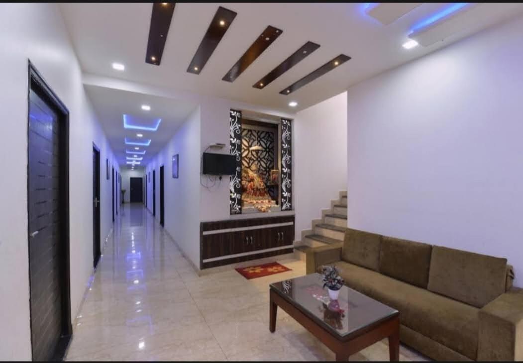 Hotel P.S. Villa Агра Экстерьер фото